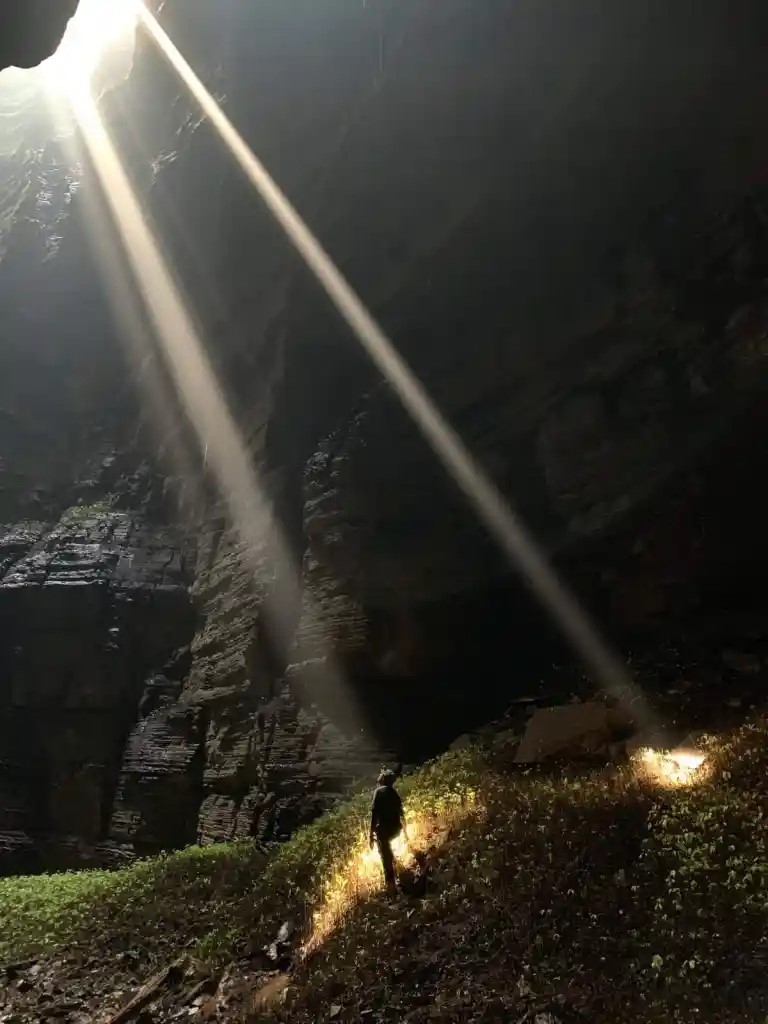 Una delle camere della Cueva de los Tayos. Credito immagine: David Kushner