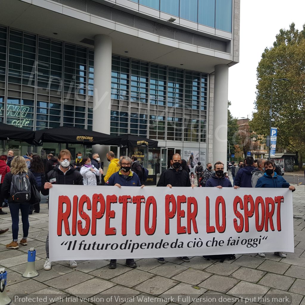 Lo sport scende in piazza. Proteste contro il DPCM del 24 Ottobre.