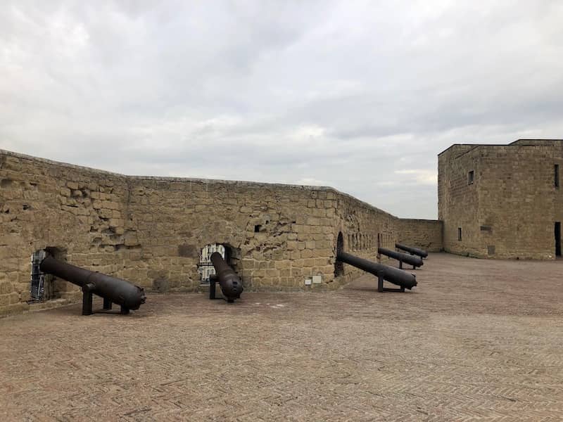 terrazza dei cannoni castel dell'ovo