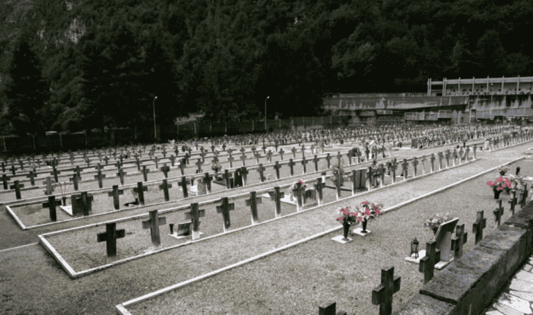 Il Cimitero Monumentale del Vajont Il Cimitero Monumentale del Vajont