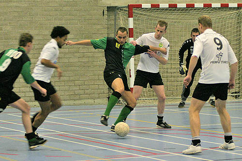 INDOOR FOOTBALL