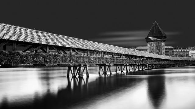 Chapel Bridge - Erik Brede Photography