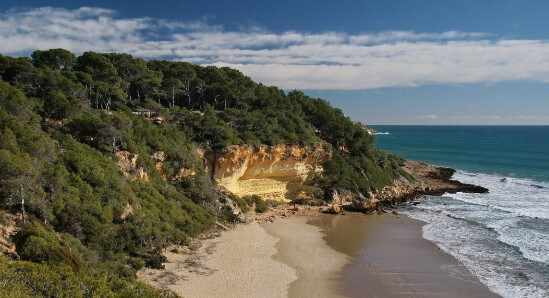 Las mejores calas en la Costa Dorada - ¡RECOMENDADAS AL 100%!