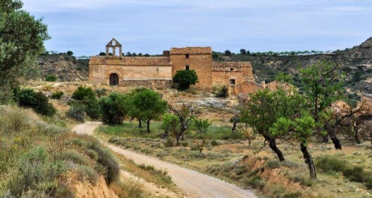 8 pueblos fantasmas de Cataluña - ¡ESPELUZNANTES!