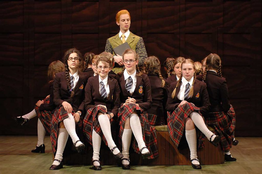 Szene aus DIDO UND AENEAS Luzerner Theater, Foto: Ingo Hoehn