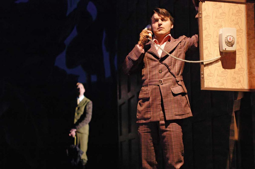 Szene aus DIDO UND AENEAS Luzerner Theater, Foto: Ingo Hoehn