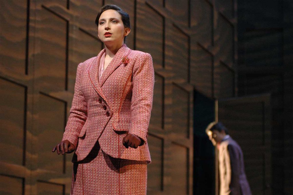 Szene aus DIDO UND AENEAS Luzerner Theater, Foto: Ingo Hoehn