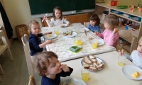 Erna Jahn: Eierspeiskochen im Kindergarten 10.04.2019