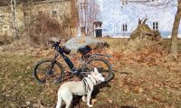 Christl Binder: Hund und Rad sind bereit für die erste Ausfahrt