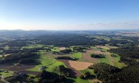 Ballonfahrt Magdalena Faltin 03.09.2021:  Blick zum FFHaus Ober Neustift