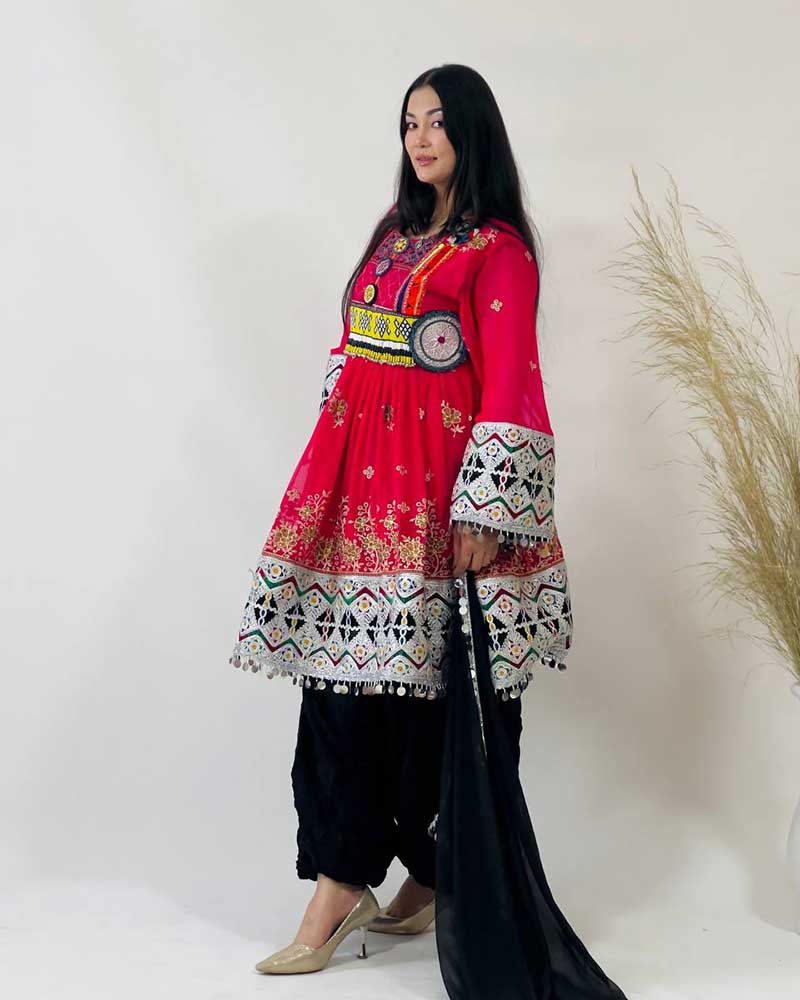 Afghansk traditionella klänning art nr:KLG44