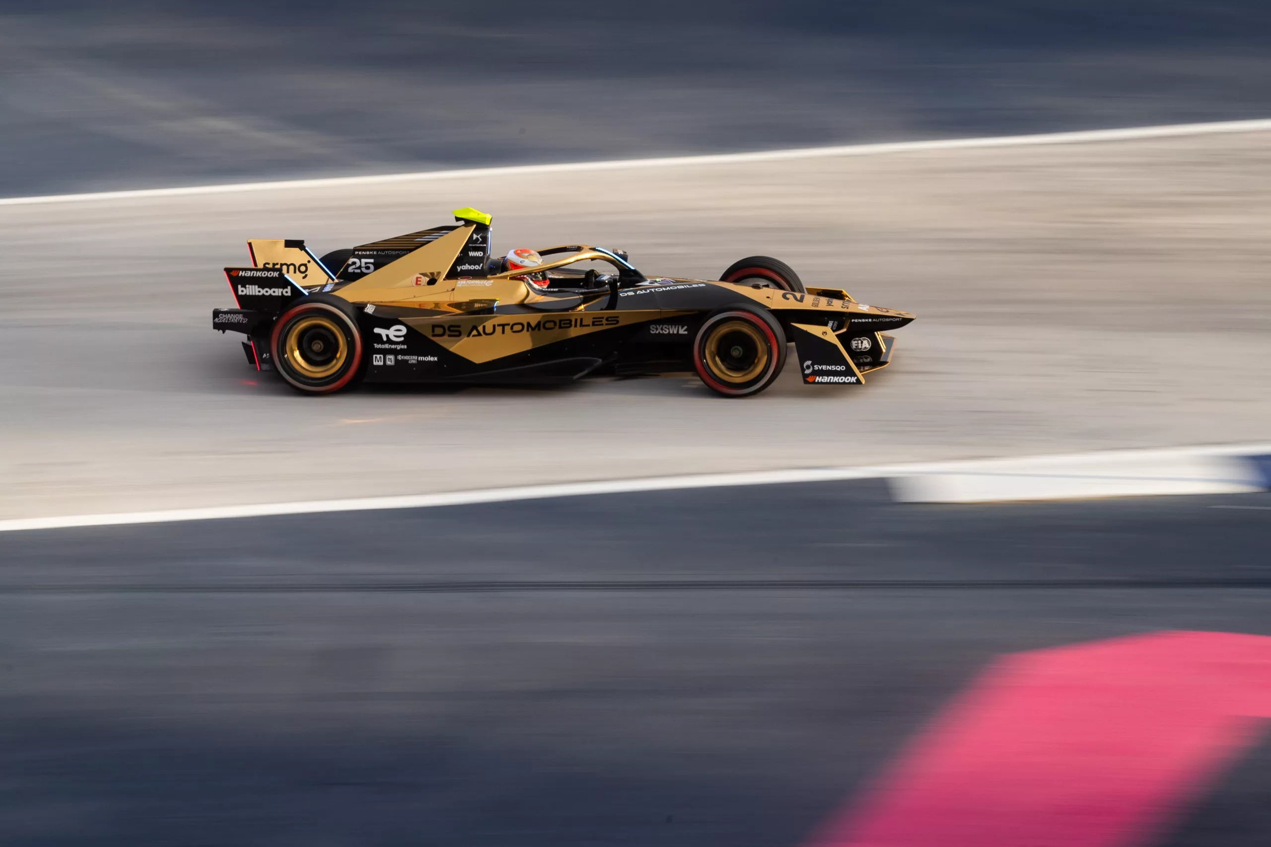 Jean-Eric Vergne (DS Penske Formula E Team) tijdens de 2024 Mexico City E-Prix op zaterdag 13 januari 2024.