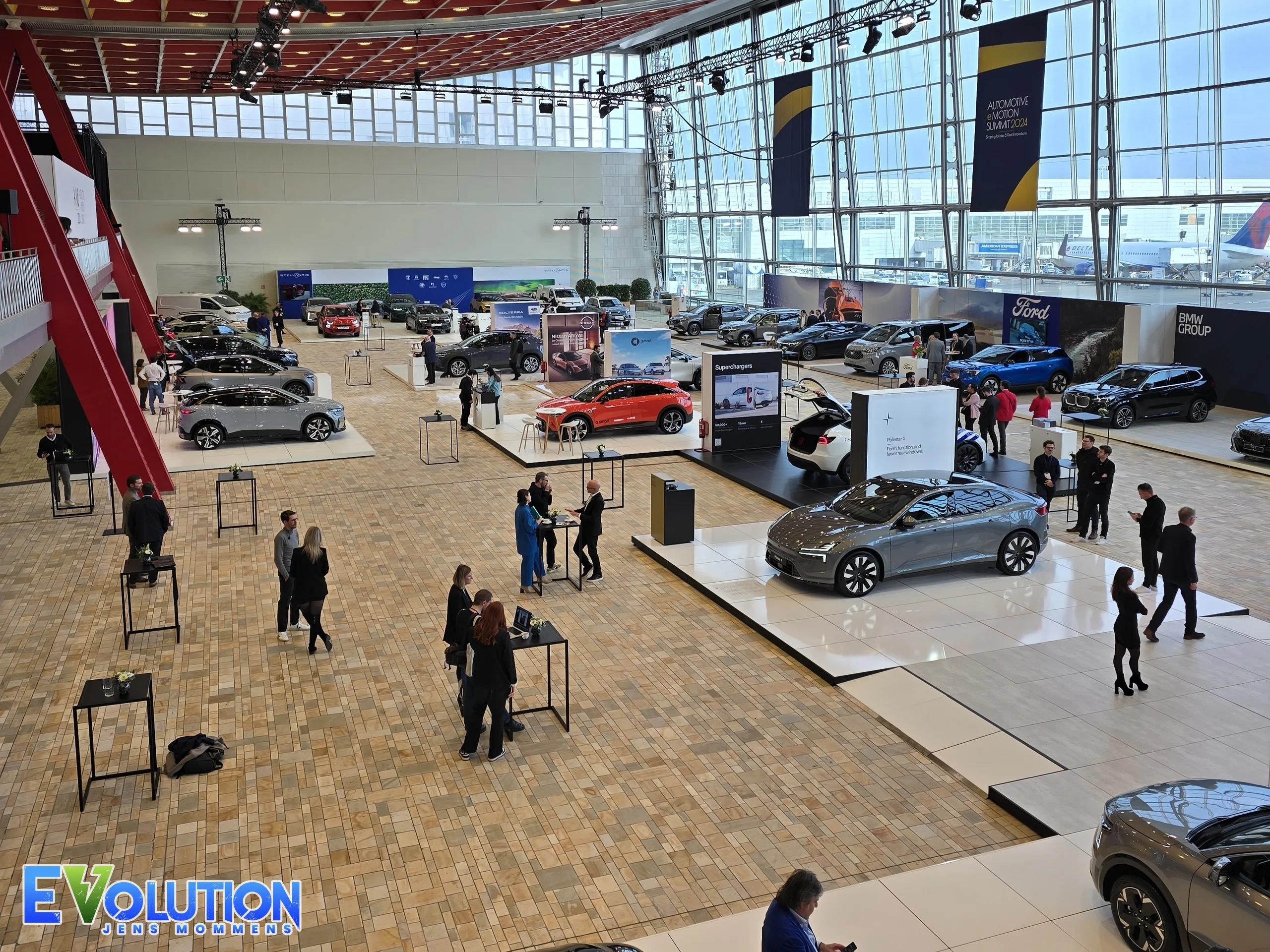 De eerste Automotive eMotion Summit van Febiac vond plaats van 20 tot 22 februari 2024 in de Skyhall op Brussels Airport.