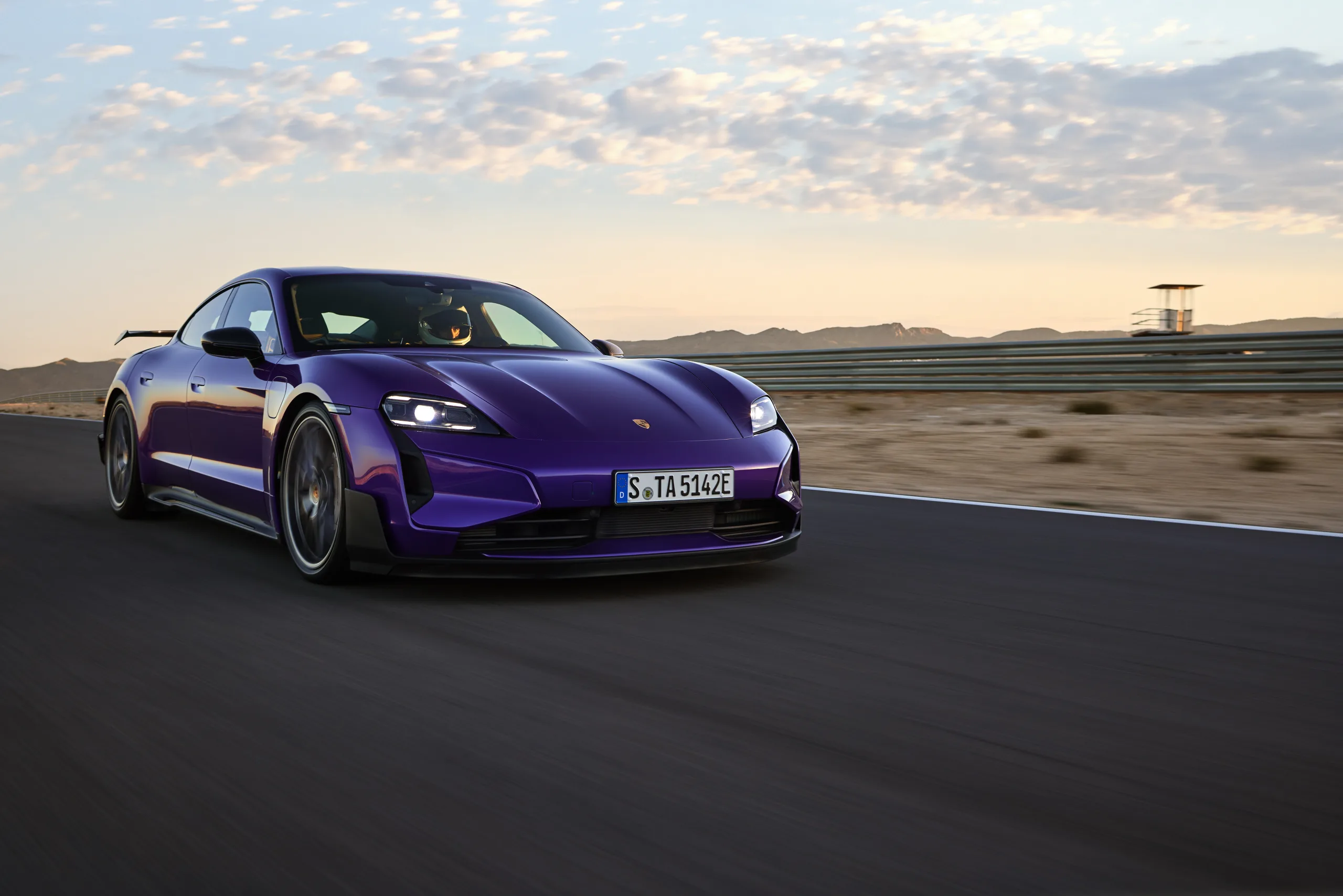 Porsche Taycan Turbo GT met Weissack Package in Purple Sky Metallic.