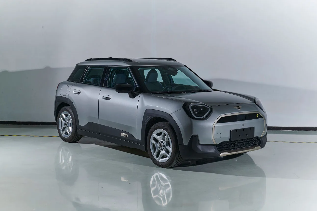 De nieuwe elektrische MINI Aceman