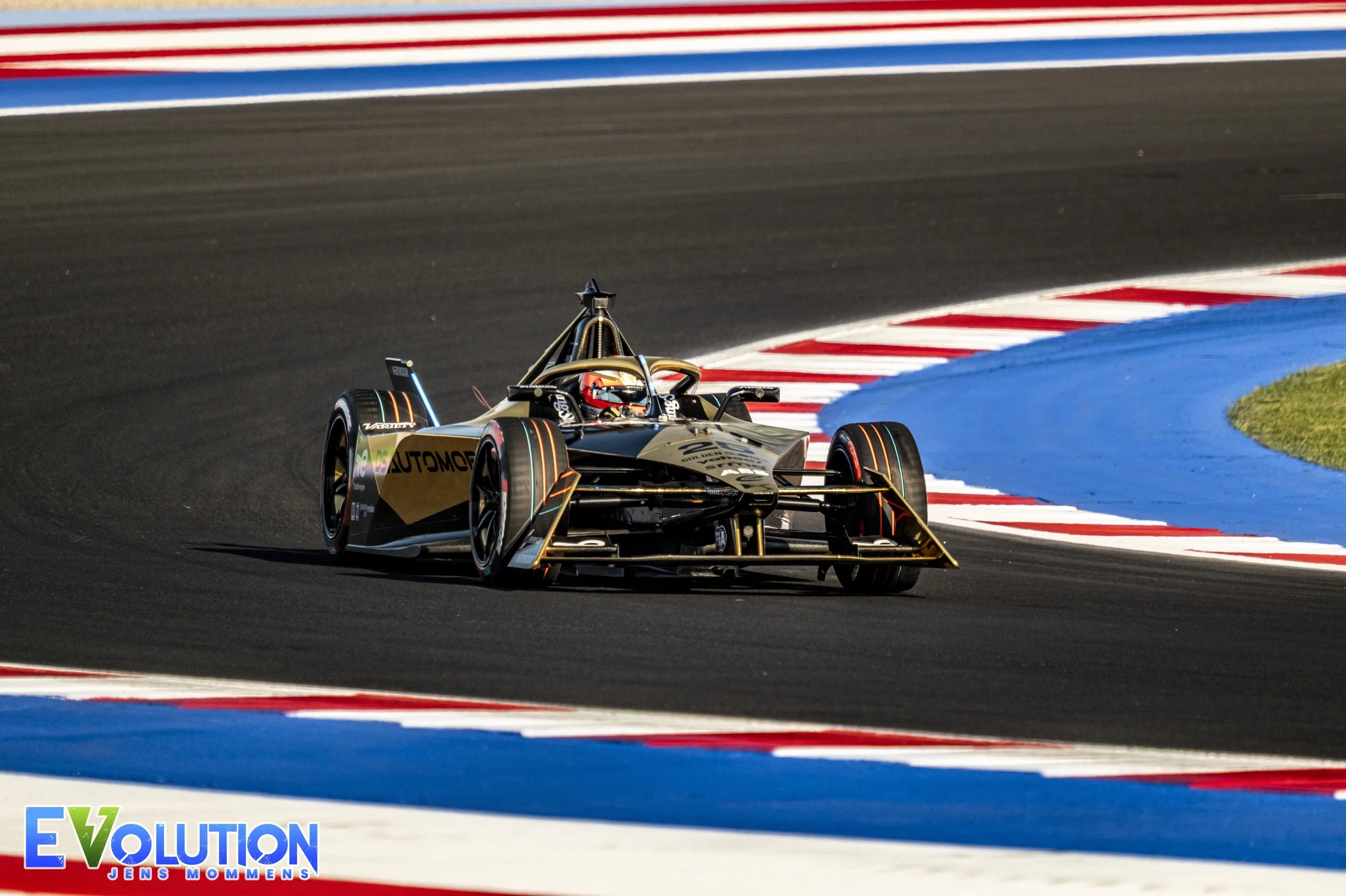 Vergne zet de snelste tijd neer tijdens de eerste vrije training van de 2024 Milano E-Prix.