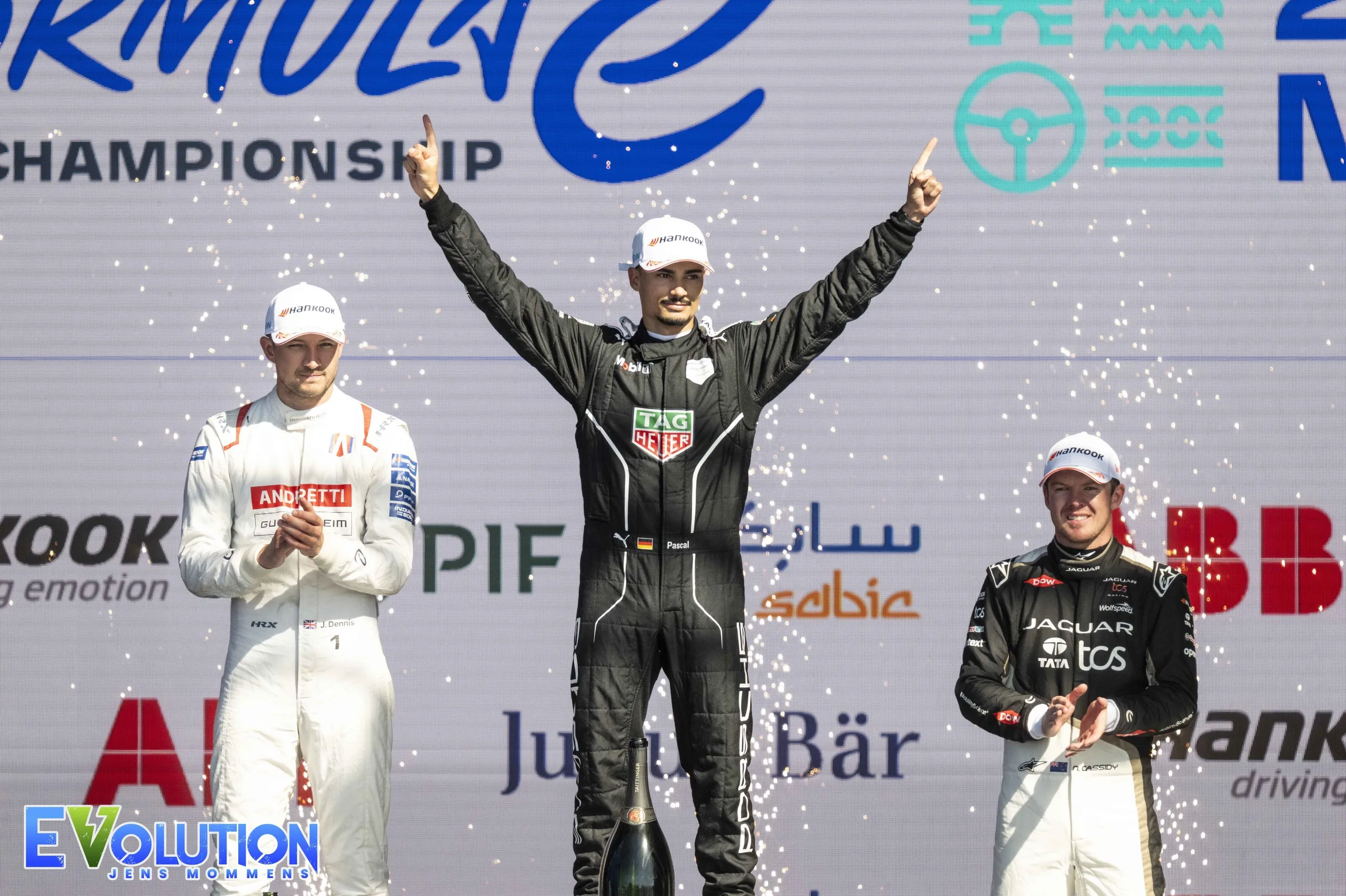 Pascal Wehrlein (Porsche), Jake Dennis (Andretti) en Nick Cassidy (Jaguar), de top drie van de 2024 Misano E-Prix.