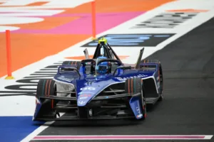 MEXICO CITY, MEXICO - JANUARY 10: Jake Hughes of Great Britain driving the Maserati MSG Racing Maserati Tipo Folgore during shakedown and practice ahead of the Mexico City E-Prix at Autodromo Hermanos Rodriguez on January 10, 2025 in Mexico City, Mexico. (Photo by Simon Galloway/LAT Images for Formula E)