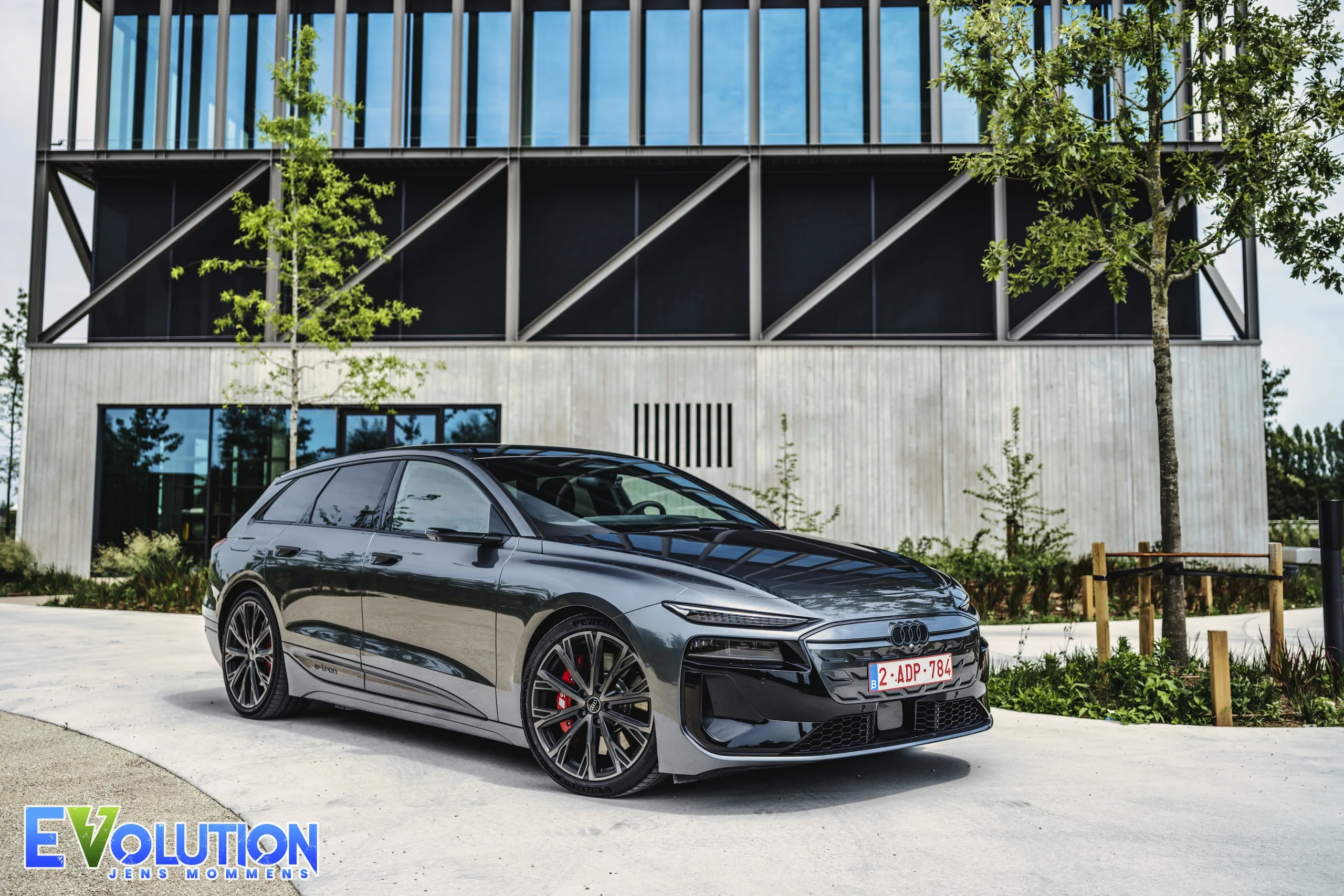 Audi S6 Avant e-tron