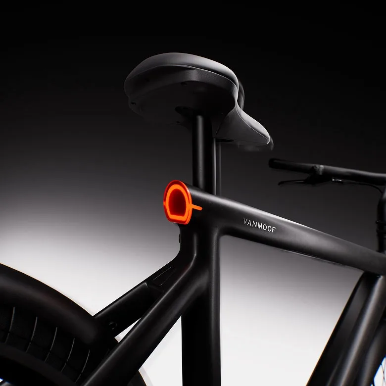 VanMoof S6 in drift black