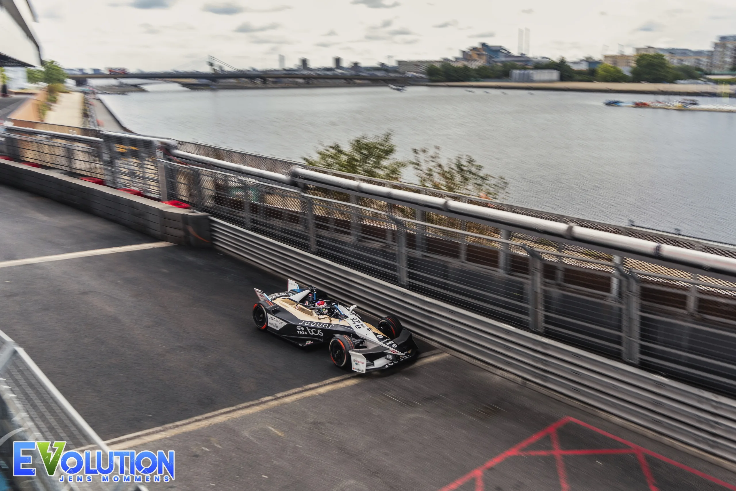 Mitch Evans (Jaguar TCS Racing) snelste tijdens derde vrije training voor de 2025 London E-Prix © Jens Mommens / Momenol Images