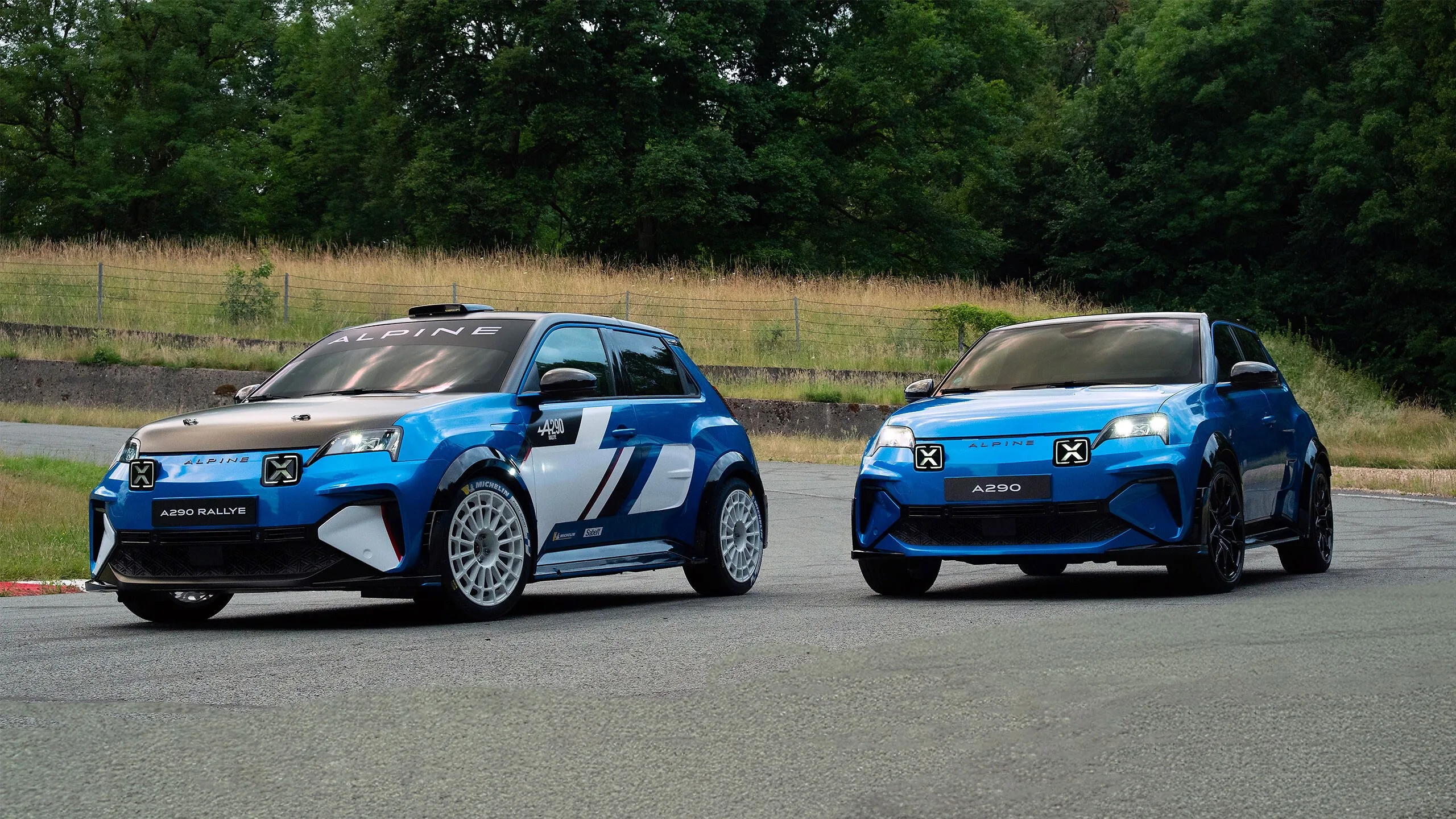 Elektrische Alpine A290 Rallye voldoet aan FIA eRally5-regelgeving naast de gewone Alpine A290