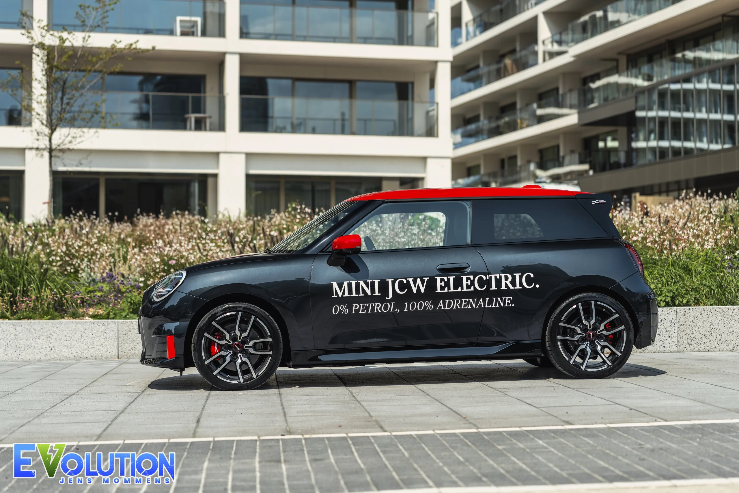 MINI John Cooper Works Electric