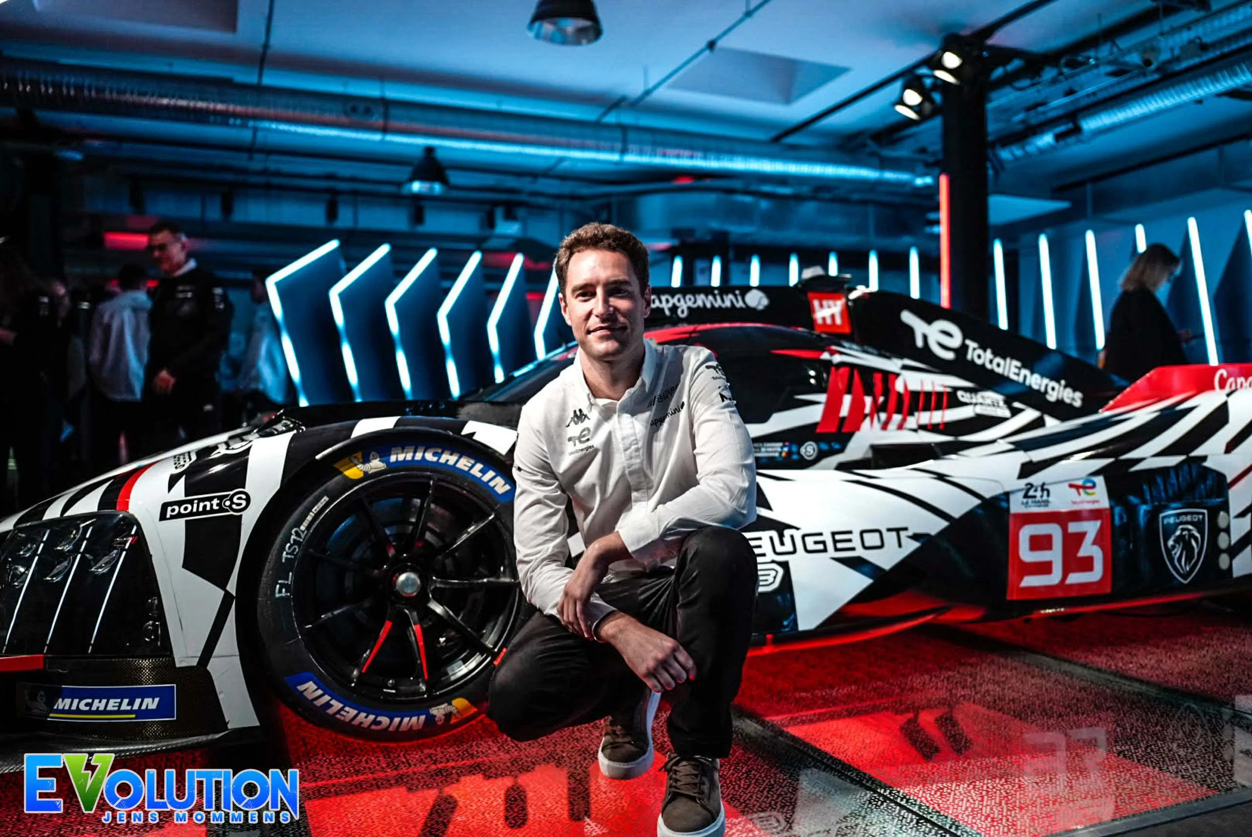 Stoffel Vandoorne met de Peugeot 9X8 Hypercar FIA WEC 2026