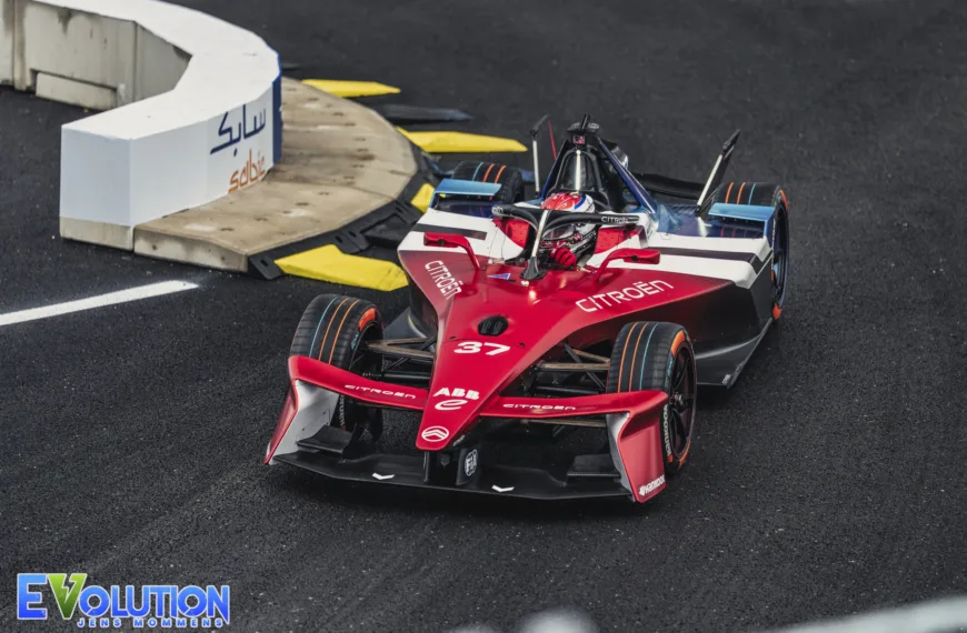 Nick Cassidy (Citroën Racing) op polepositie tijdens 2026 Madrid E-Prix