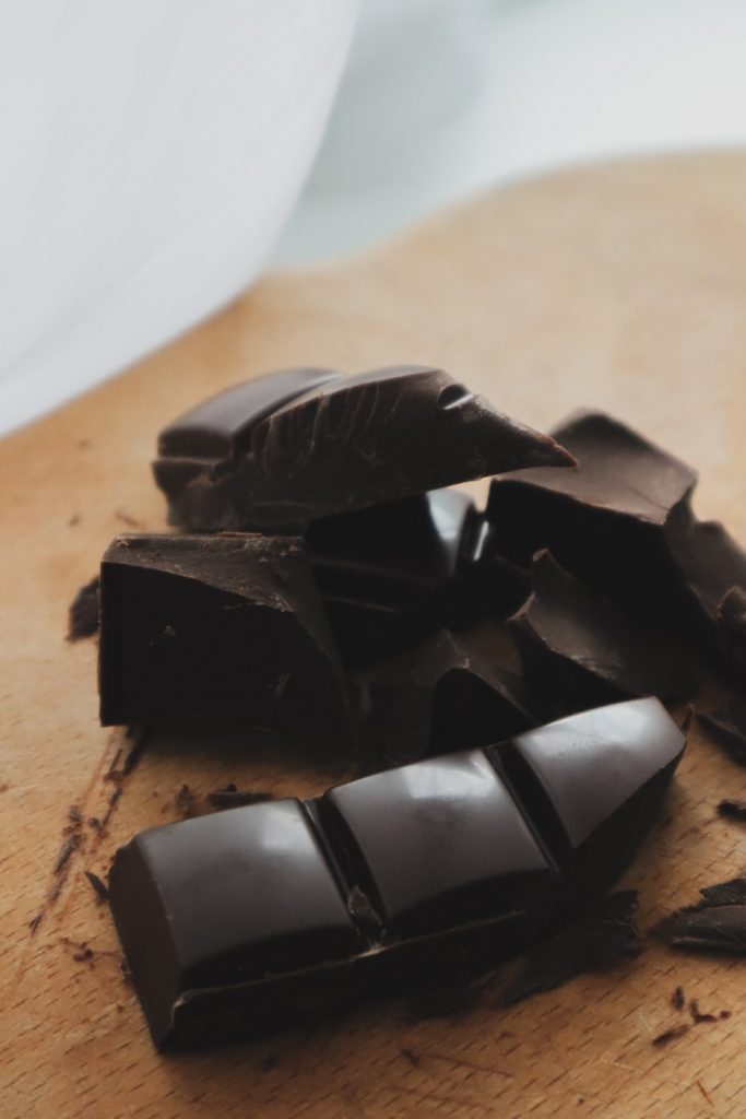 zwarte chocolade - image