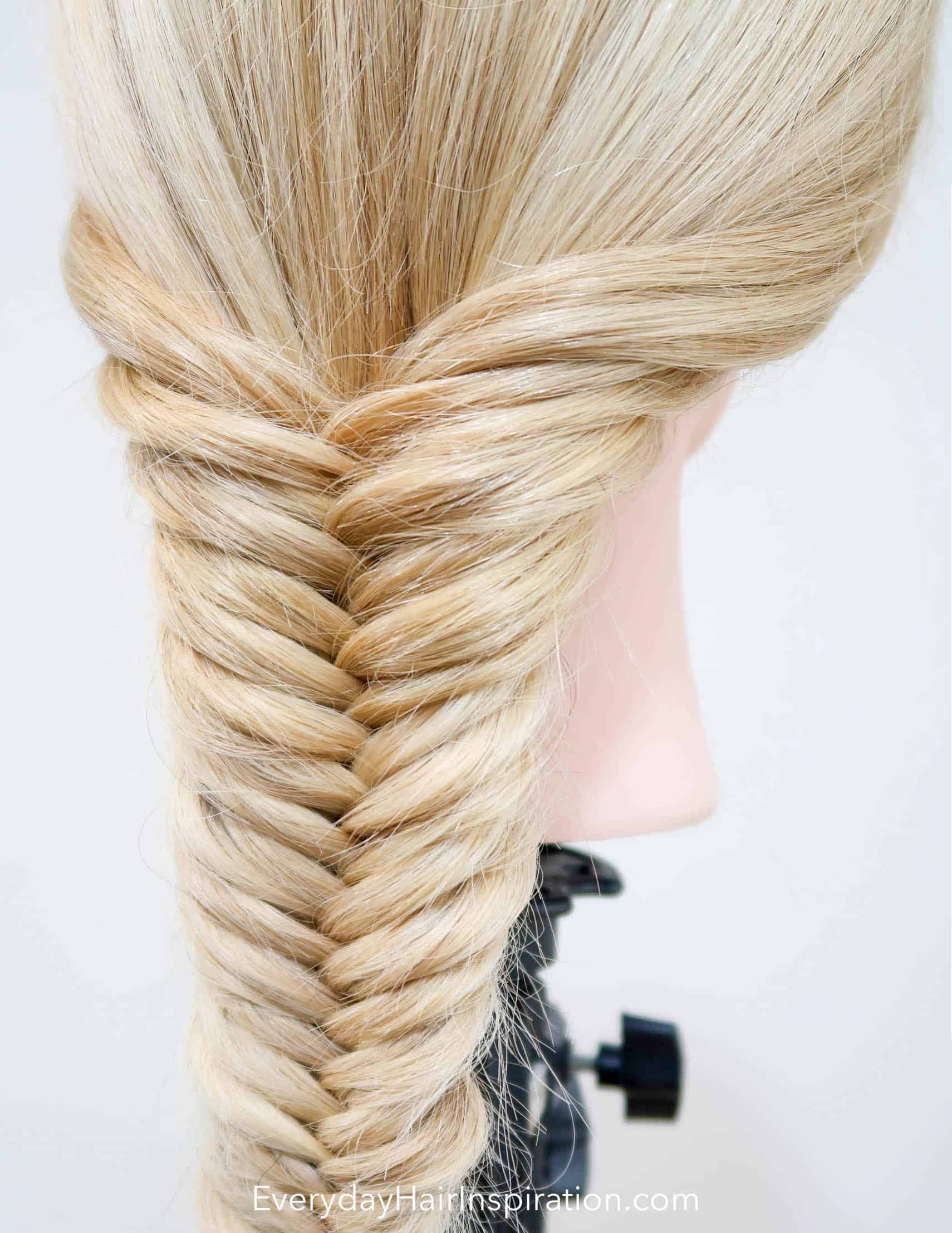 how to fishtail braid your own hair