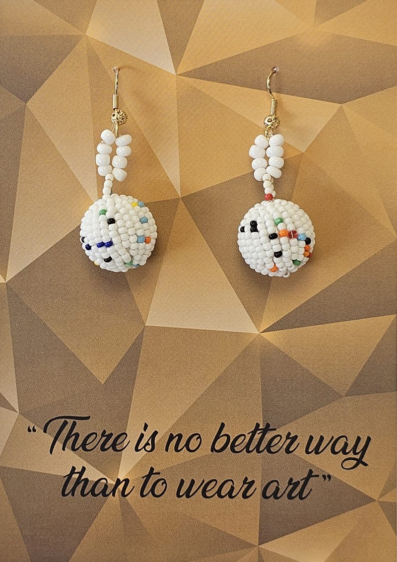 Loving white beads Evita Tjon A Ten