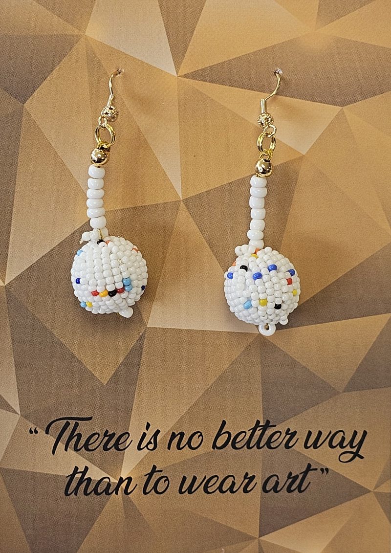 Another white bead Evita Tjon A Ten