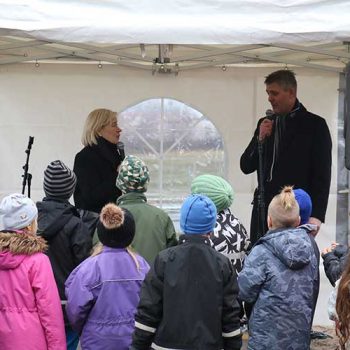 19. Trafikverket: Tält, podie och ljudanläggning att hyra för invigning.