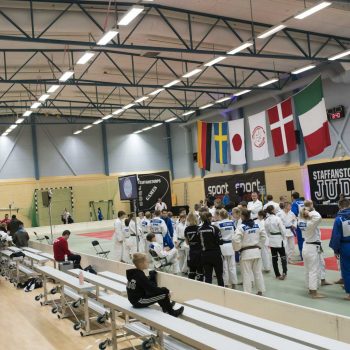 25. Staffanstorp Judoklubb: Läktare Tip-n-Sit uthyrd till judoklubb.