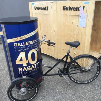 48. Gallerian: Cykelreklam med valfritt budskap uthyres.