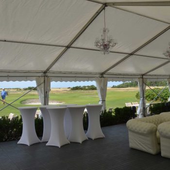 9. Falsterbo Golfklubb: Festtält, loungemöbler, soffor, ståbord med stretchöverdrag, taklampor att hyra.