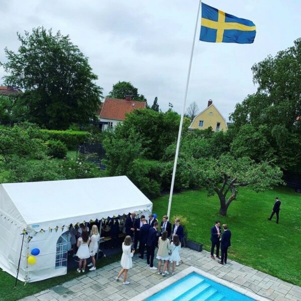 Hyra studenttält för trädgården