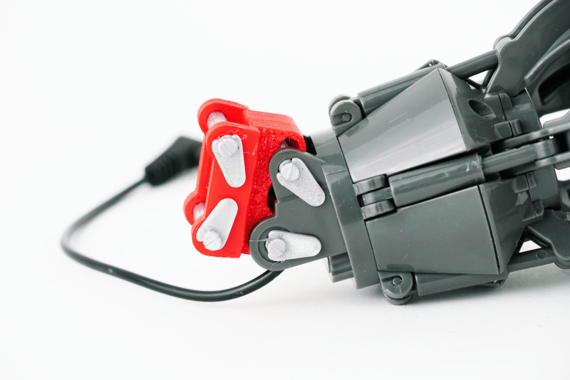 Adapter for scrap grapple of the VOLVO EC160E (1:16) excavator 5 Adapter for scrap grapple of the VOLVO EC160E (1:16) excavator suitable for EXAPUR quick coupler