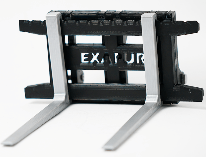 Palletengabel Huina Kabolite Radlader K966 1:16 (Frontansicht) aus dem 3D Drucker