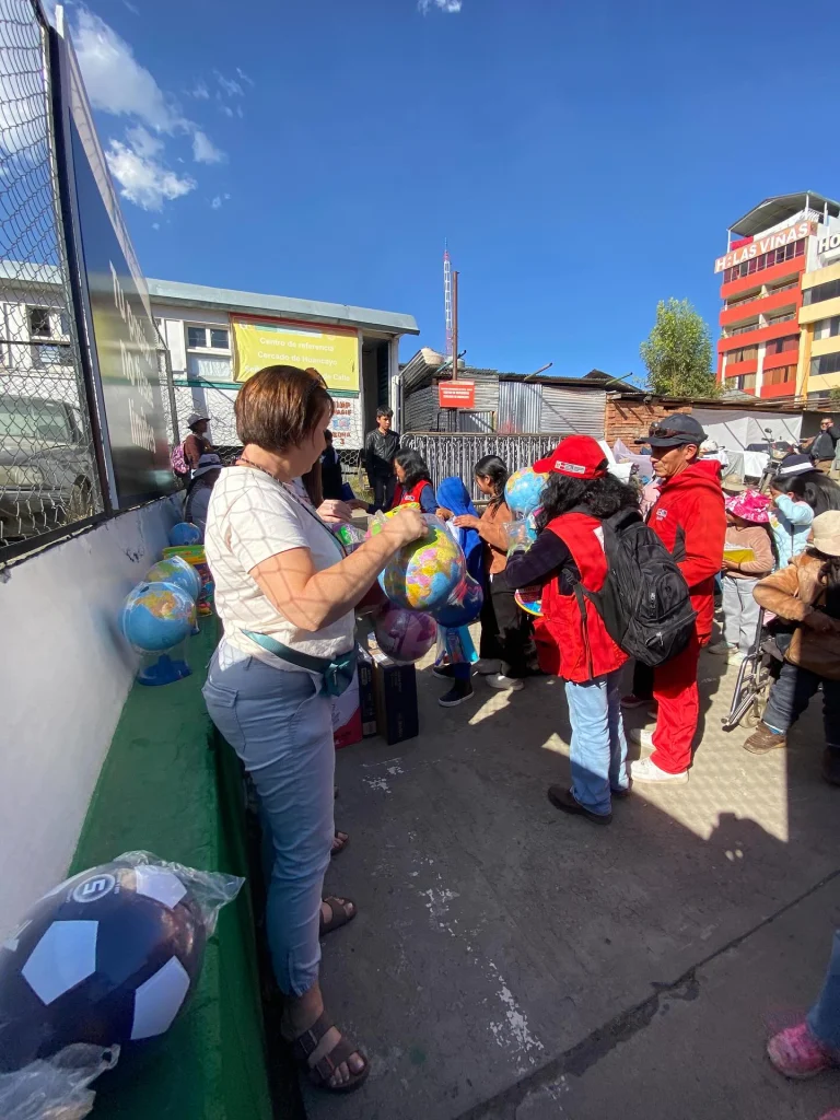 Instagram post from expandperu. This post is in position 7.