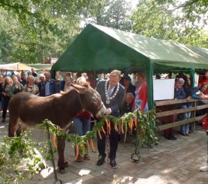 Burgemeester opent Opent Dag