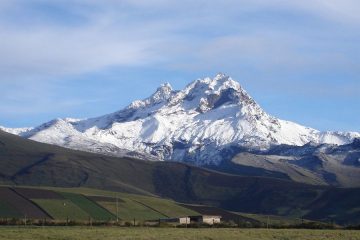 Climbing Carihuarazo Ecuador