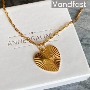 ANNEBRAUNER Sun Texture Heart Necklace