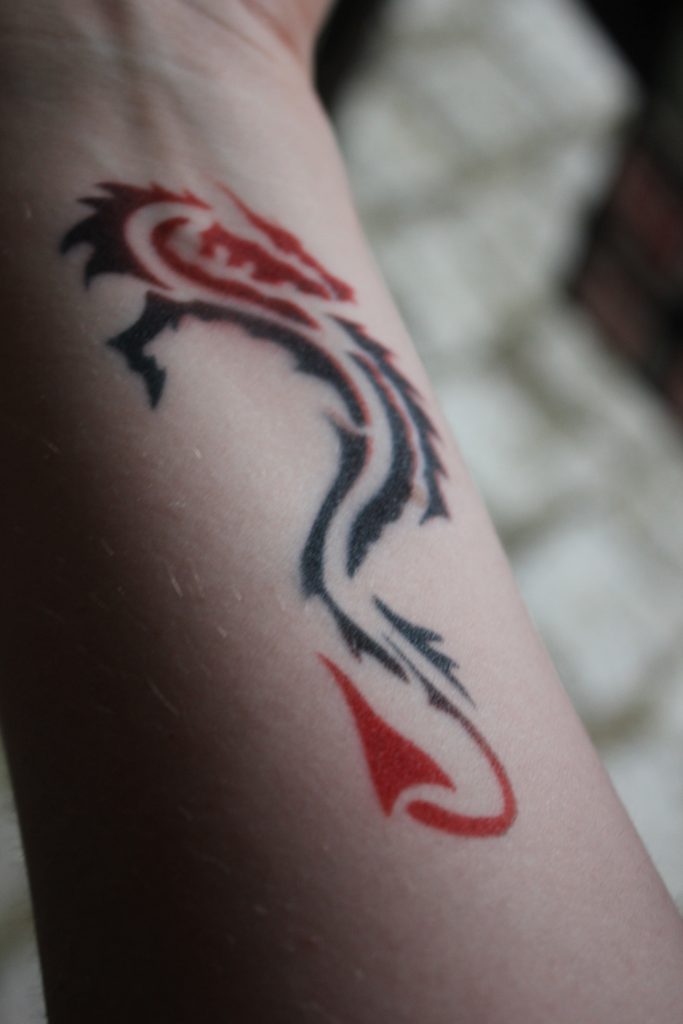 Airbrushtattoo Drache