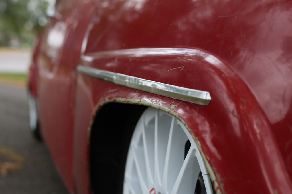 saab96-right-front-fender