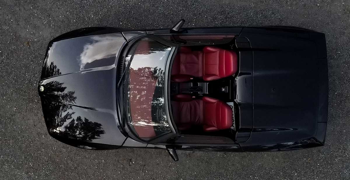 Alfa-Romeo-RZ-Presentation-Picture-above