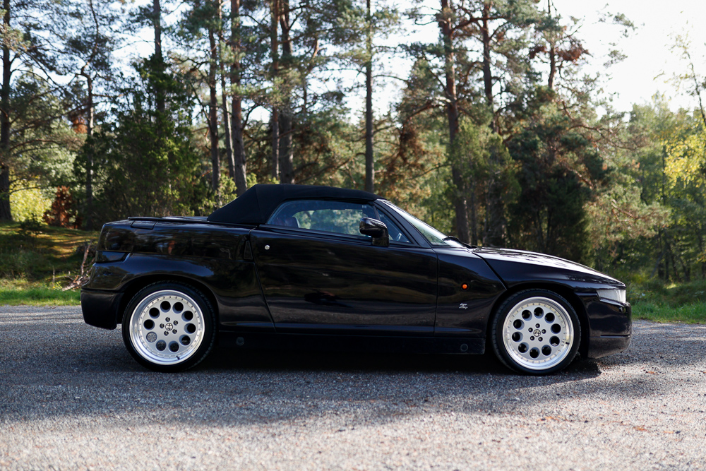 Alfa-Romeo-RZ-cab-on-profiel