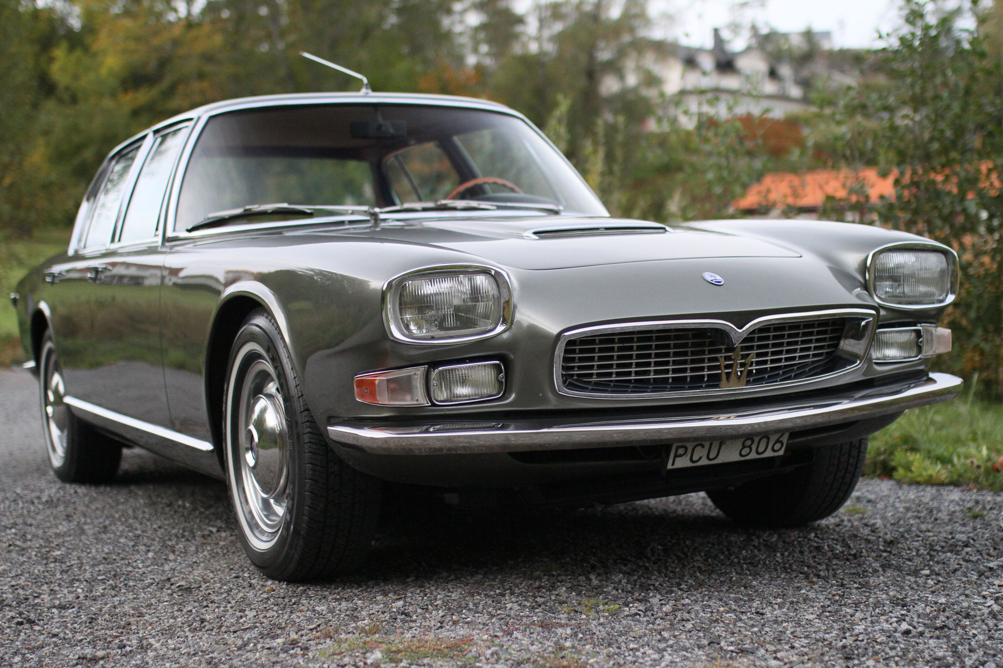 Maserati Quattroporte from the right with square headlights