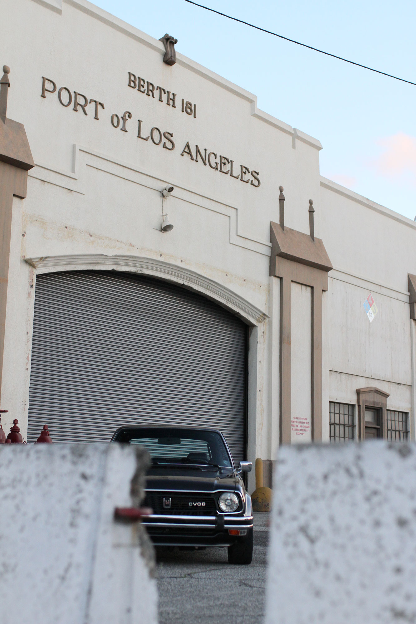 Honda Civic infront of Port Los Angeles 